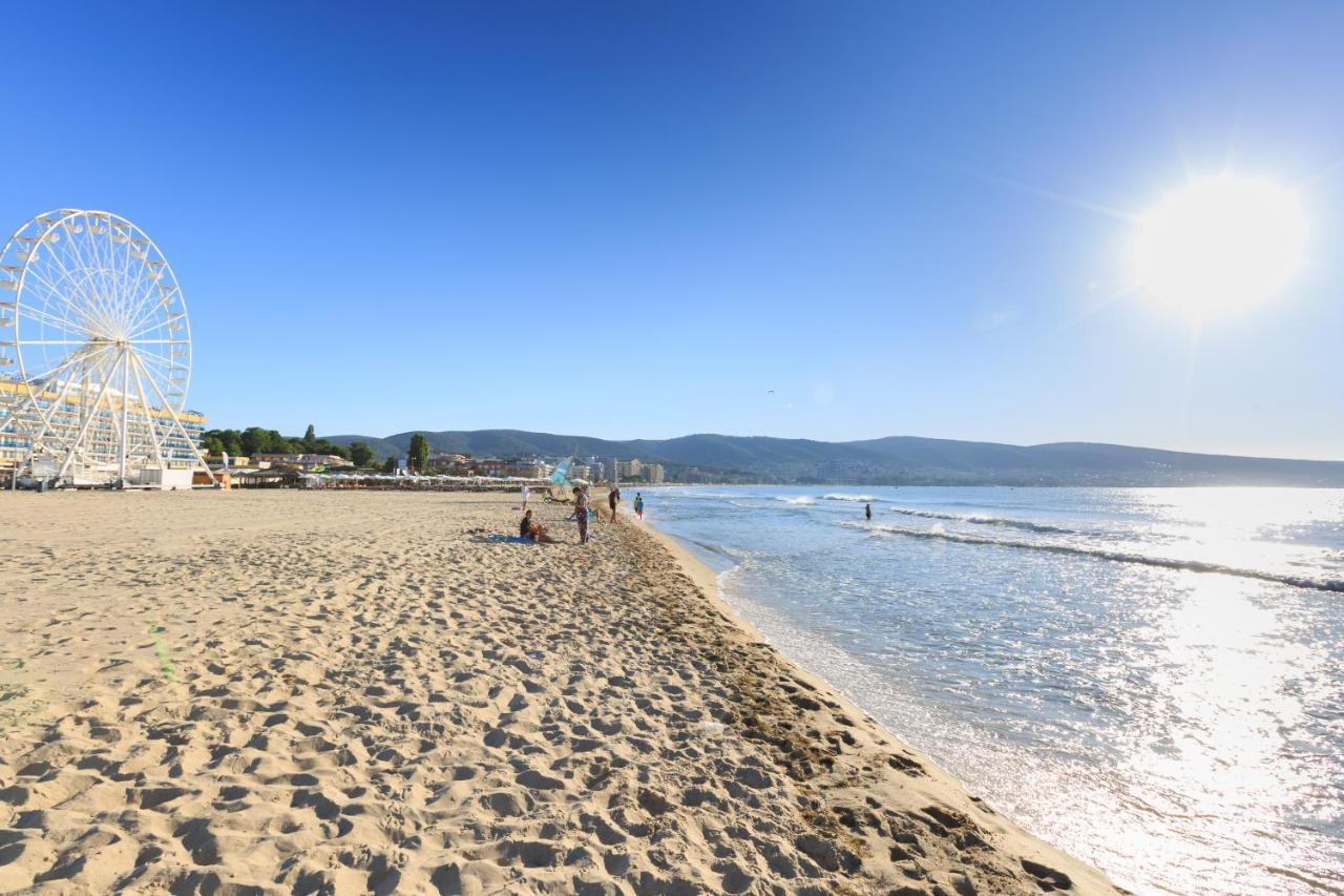 Royal Beach Apartment Barcello G Slăntjev Brjag Exteriör bild